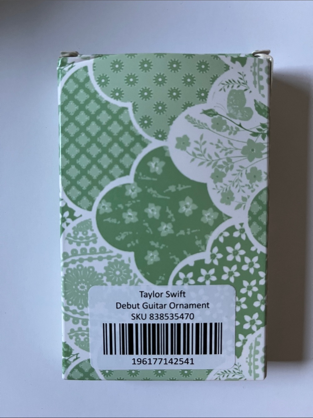 Taylor Swift Green Floral Gift Box - Picture 2 of 2